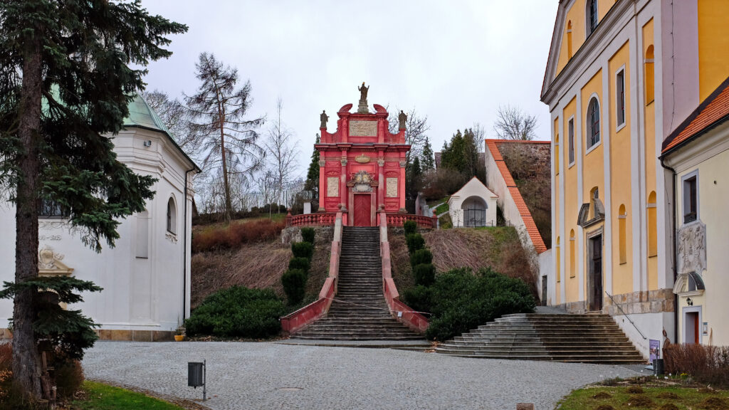 klášter Ostrov nad Ohří