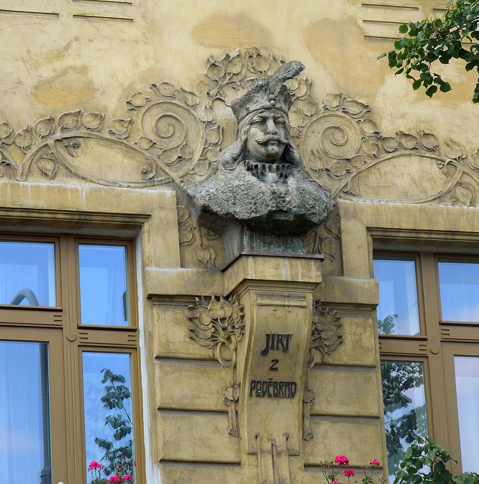 Busta_Jiřího_z_Poděbrad_-_Praha Jiří z Poděbrad, vůdce Poděbradské jednoty.