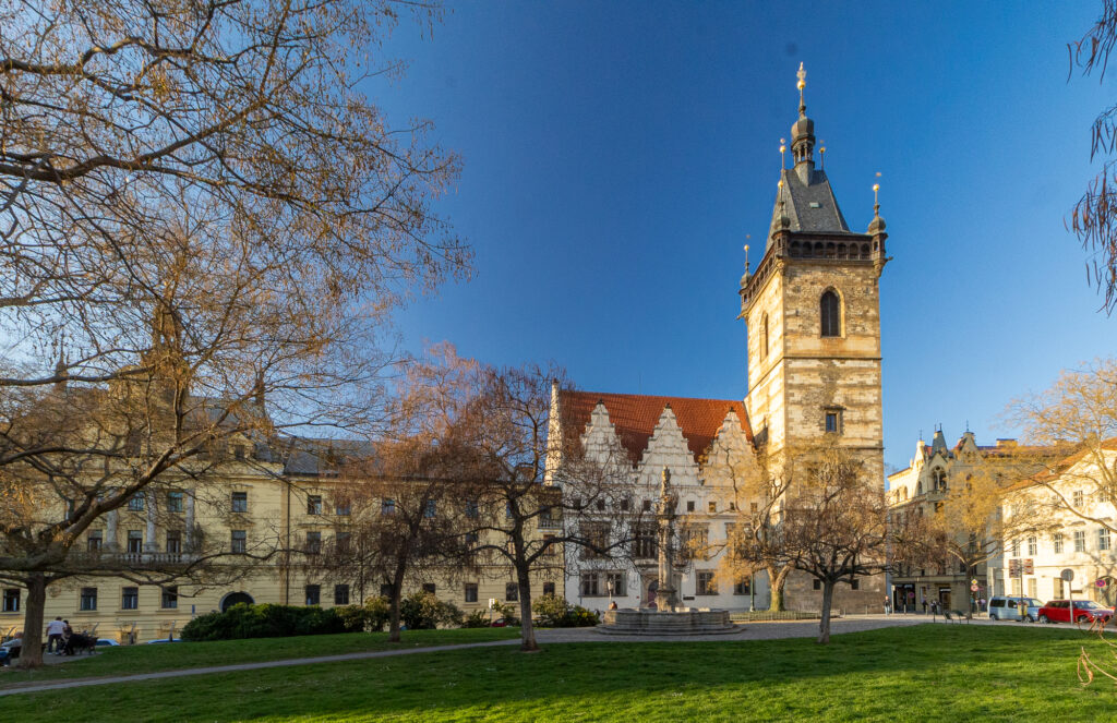 Novoměstská_radnice_1 Novoměstská radnice v Praze, místo první pražské defenestrace roku 1419